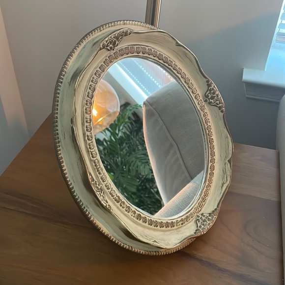 Wall Decor Vintage Mirror Vintage Oval Standing Mirror In Brushed Golden Metal Ivory Poshmark
